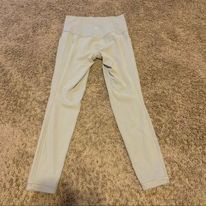 Athleta salutation tight 7/8 size XS